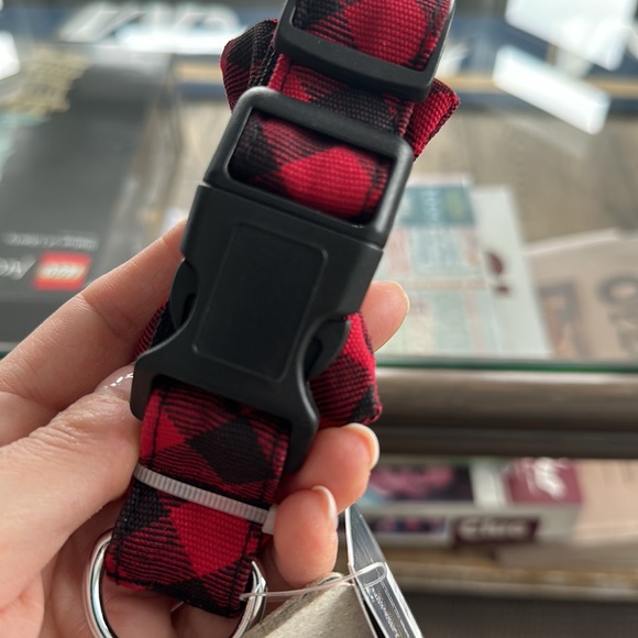 Buffalo plaid bow tie dog collar - new with tags - Picture 5 of 5